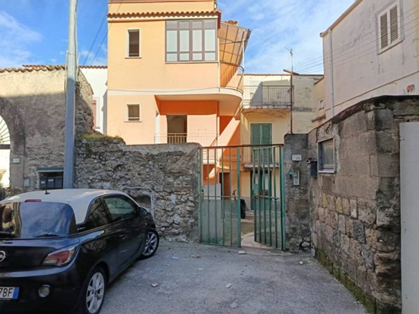 appartamento in vendita a Nocera Superiore in zona Pareti