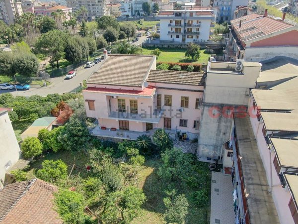 casa indipendente in vendita a Nocera Superiore