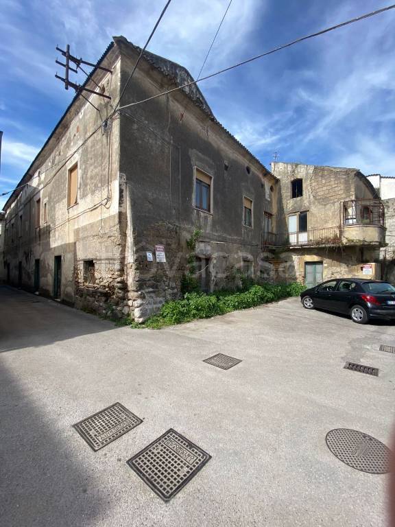 casa indipendente in vendita a Nocera Superiore