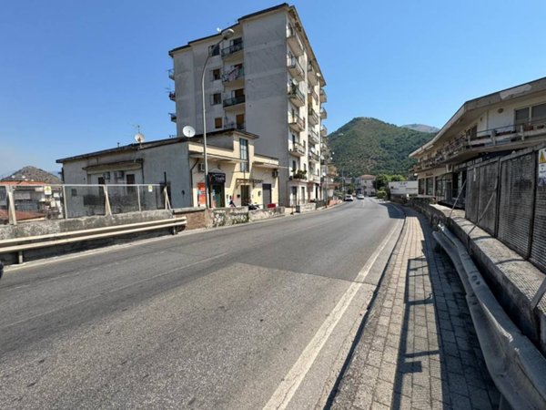 negozio in vendita a Nocera Superiore