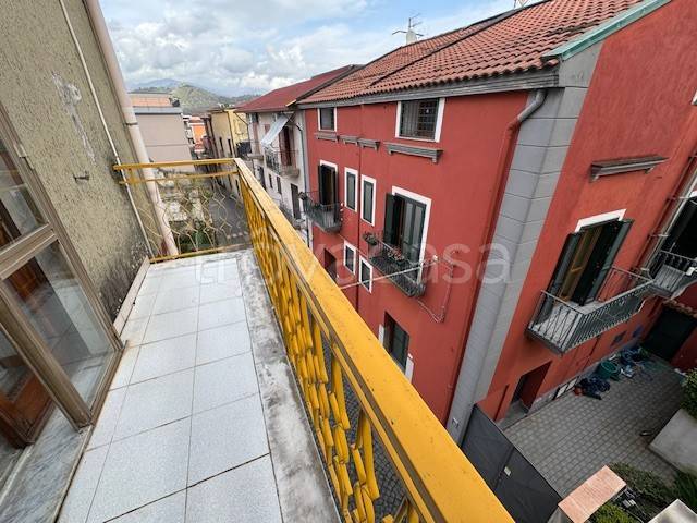 casa indipendente in vendita a Nocera Superiore in zona Pucciano