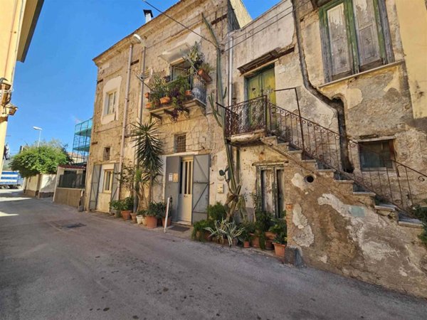 casa indipendente in vendita a Nocera Superiore