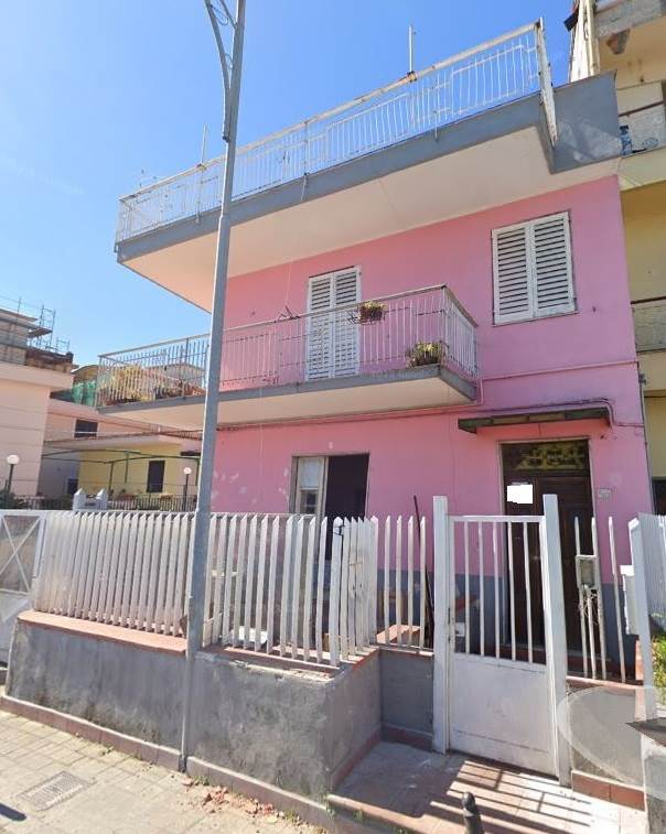 casa semindipendente in vendita a Nocera Superiore