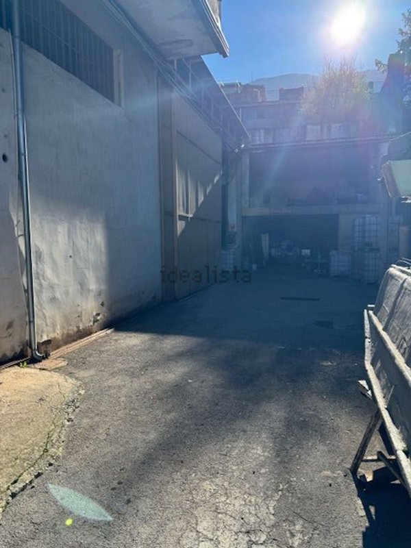 capannone in vendita a Nocera Superiore in zona Pareti