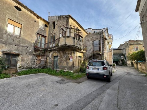 casa indipendente in vendita a Nocera Superiore