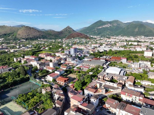 intera palazzina in vendita a Nocera Superiore