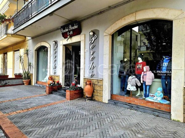 negozio in vendita a Nocera Superiore