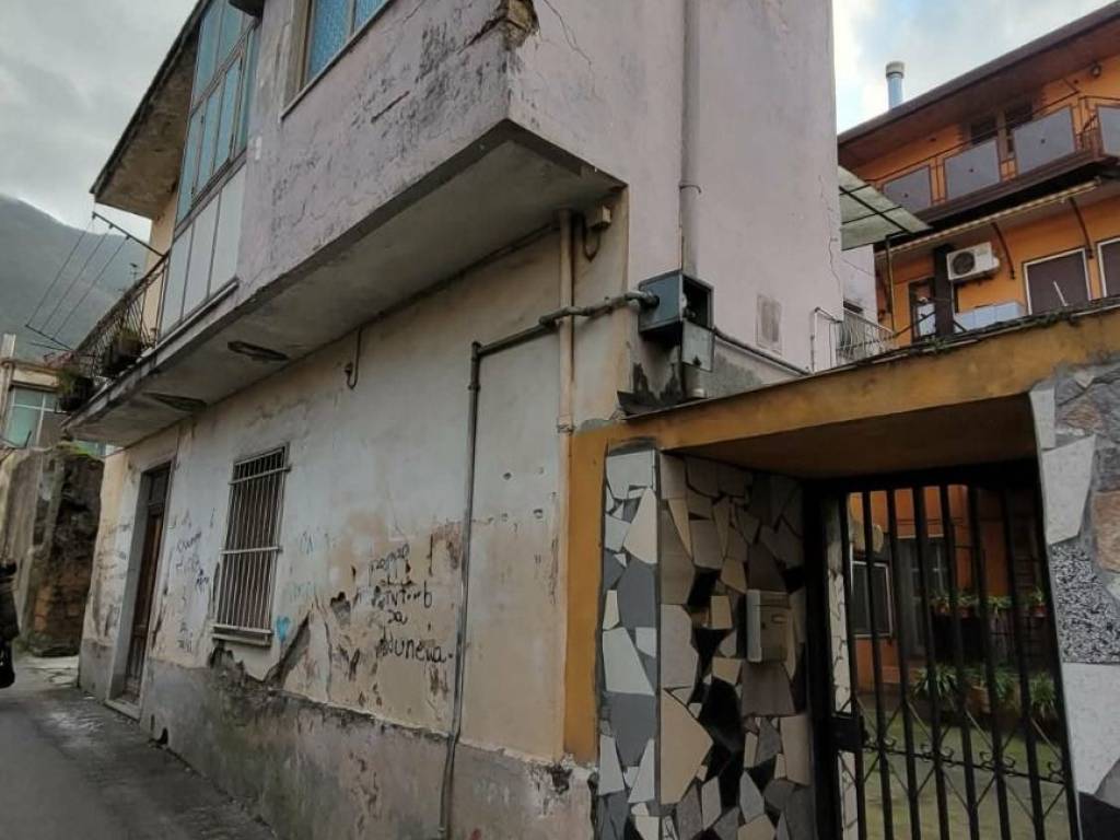 appartamento in vendita a Nocera Superiore in zona Pareti