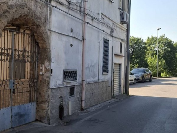 casa indipendente in vendita a Nocera Superiore