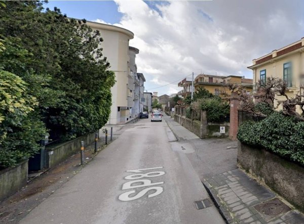 casa semindipendente in vendita a Nocera Superiore in zona Pareti