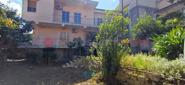 casa indipendente in vendita a Nocera Superiore in zona San Clemente