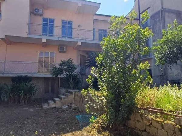 casa indipendente in vendita a Nocera Superiore in zona San Clemente