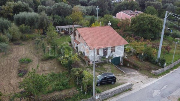 casa indipendente in vendita a Novi Velia