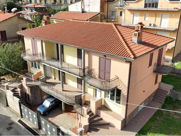 casa indipendente in vendita a Novi Velia