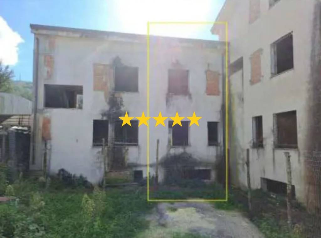 casa indipendente in vendita a Novi Velia