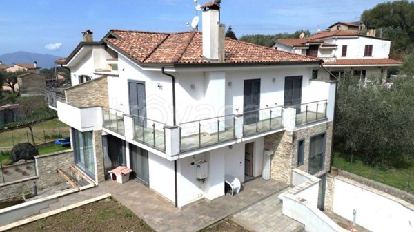 casa indipendente in vendita a Novi Velia
