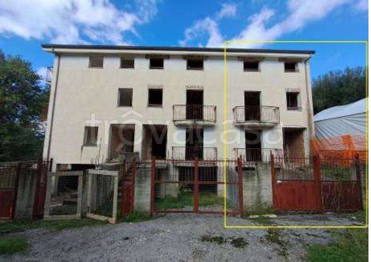 casa indipendente in vendita a Novi Velia