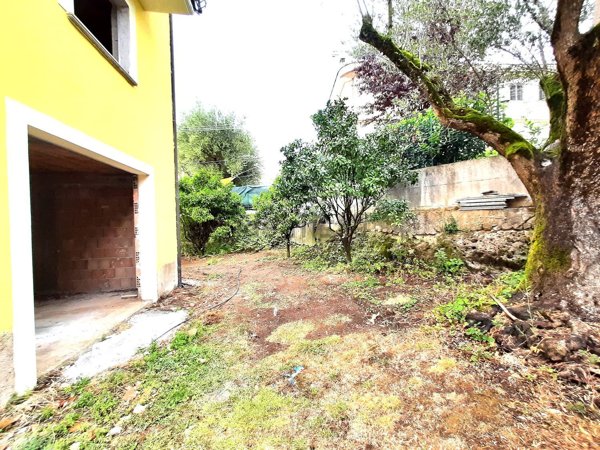 appartamento in vendita a Novi Velia
