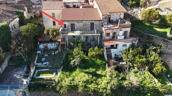 appartamento in vendita ad Ogliastro Cilento