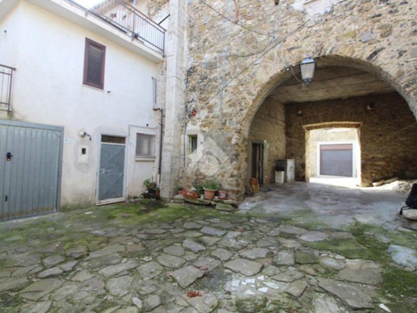appartamento in vendita ad Ogliastro Cilento in zona Finocchito