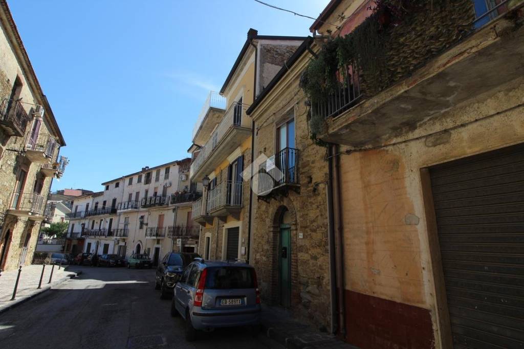 appartamento in vendita ad Ogliastro Cilento in zona Eredita