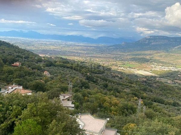 appartamento in vendita ad Ogliastro Cilento