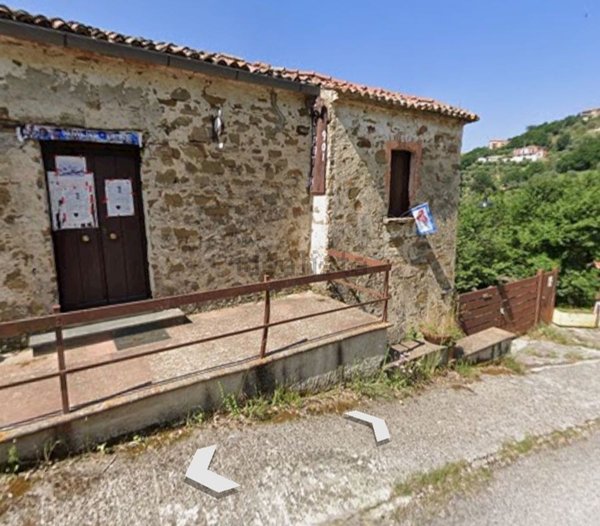 appartamento in vendita ad Ogliastro Cilento