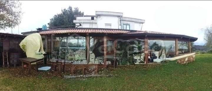 casa indipendente in vendita ad Ogliastro Cilento in zona Finocchito