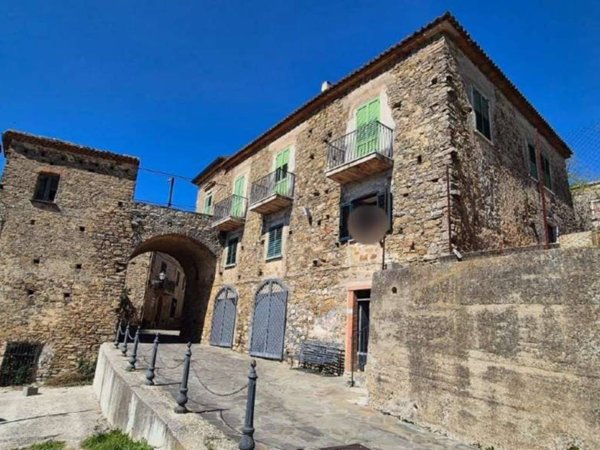 appartamento in vendita ad Ogliastro Cilento