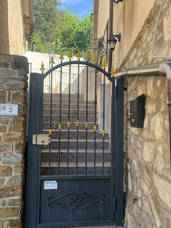 appartamento in vendita ad Ogliastro Cilento