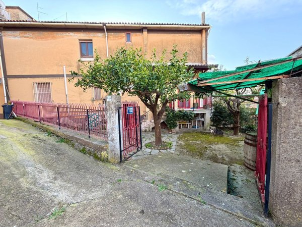 appartamento in vendita ad Ogliastro Cilento in zona Eredita