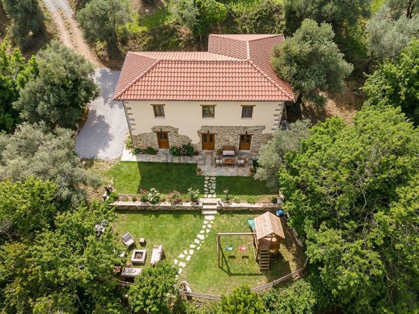 casale in vendita ad Ogliastro Cilento