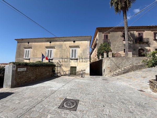 appartamento in vendita ad Ogliastro Cilento in zona Eredita