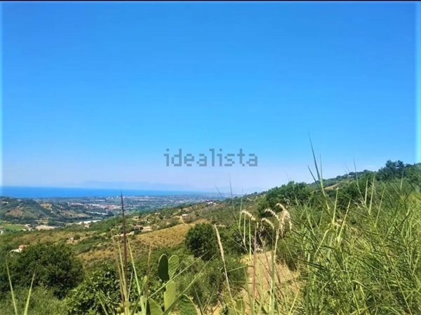 casa indipendente in vendita ad Ogliastro Cilento in zona Eredita