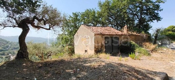 rudere in vendita ad Ogliastro Cilento in zona Eredita