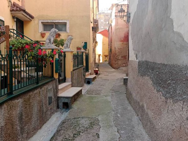 appartamento in vendita ad Olevano sul Tusciano in zona Monticelli