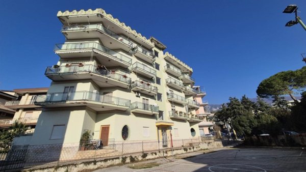 appartamento in vendita ad Olevano sul Tusciano in zona Monticelli