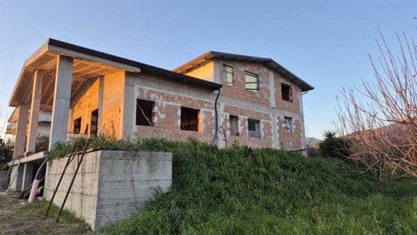 appartamento in vendita ad Olevano sul Tusciano