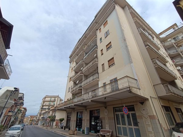 casa indipendente in vendita ad Olevano sul Tusciano in zona Monticelli