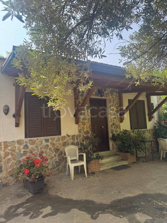 casa indipendente in vendita ad Olevano sul Tusciano