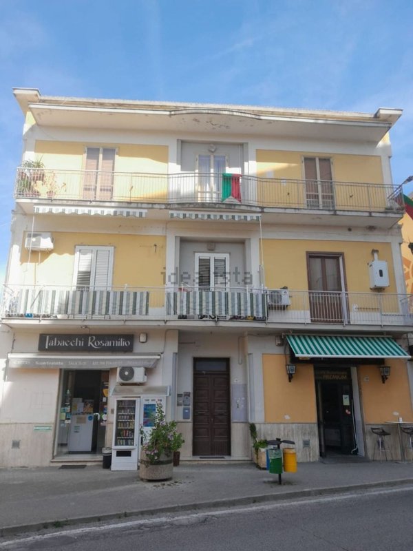 appartamento in vendita ad Olevano sul Tusciano in zona Monticelli