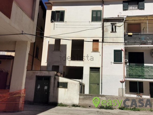 appartamento in vendita ad Olevano sul Tusciano in zona Ariano