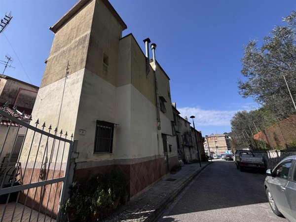appartamento in vendita ad Olevano sul Tusciano in zona Ariano