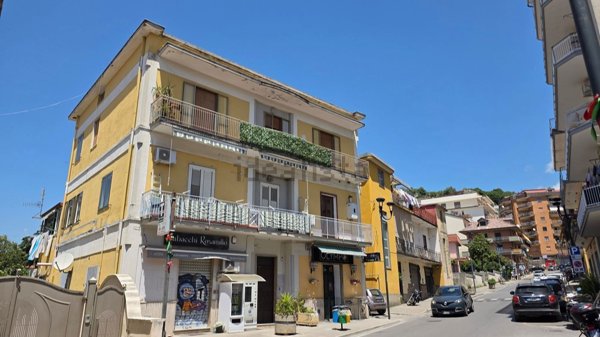 appartamento in vendita ad Olevano sul Tusciano in zona Monticelli