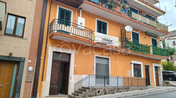 appartamento in vendita ad Olevano sul Tusciano in zona Monticelli
