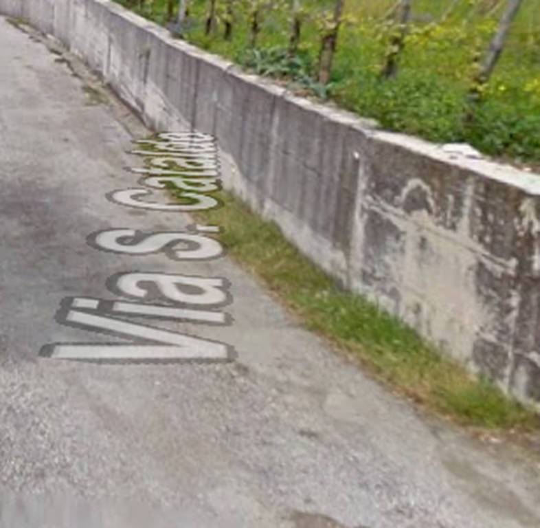 appartamento in vendita ad Oliveto Citra