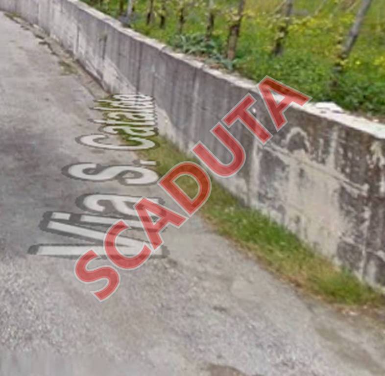 appartamento in vendita ad Oliveto Citra