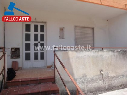 appartamento in vendita ad Oliveto Citra