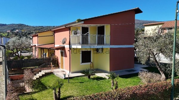 casa indipendente in vendita ad Omignano