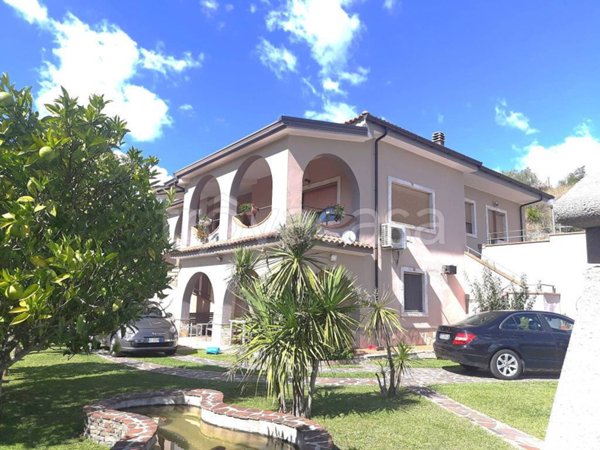 casa indipendente in vendita ad Orria in zona Casino Lebano